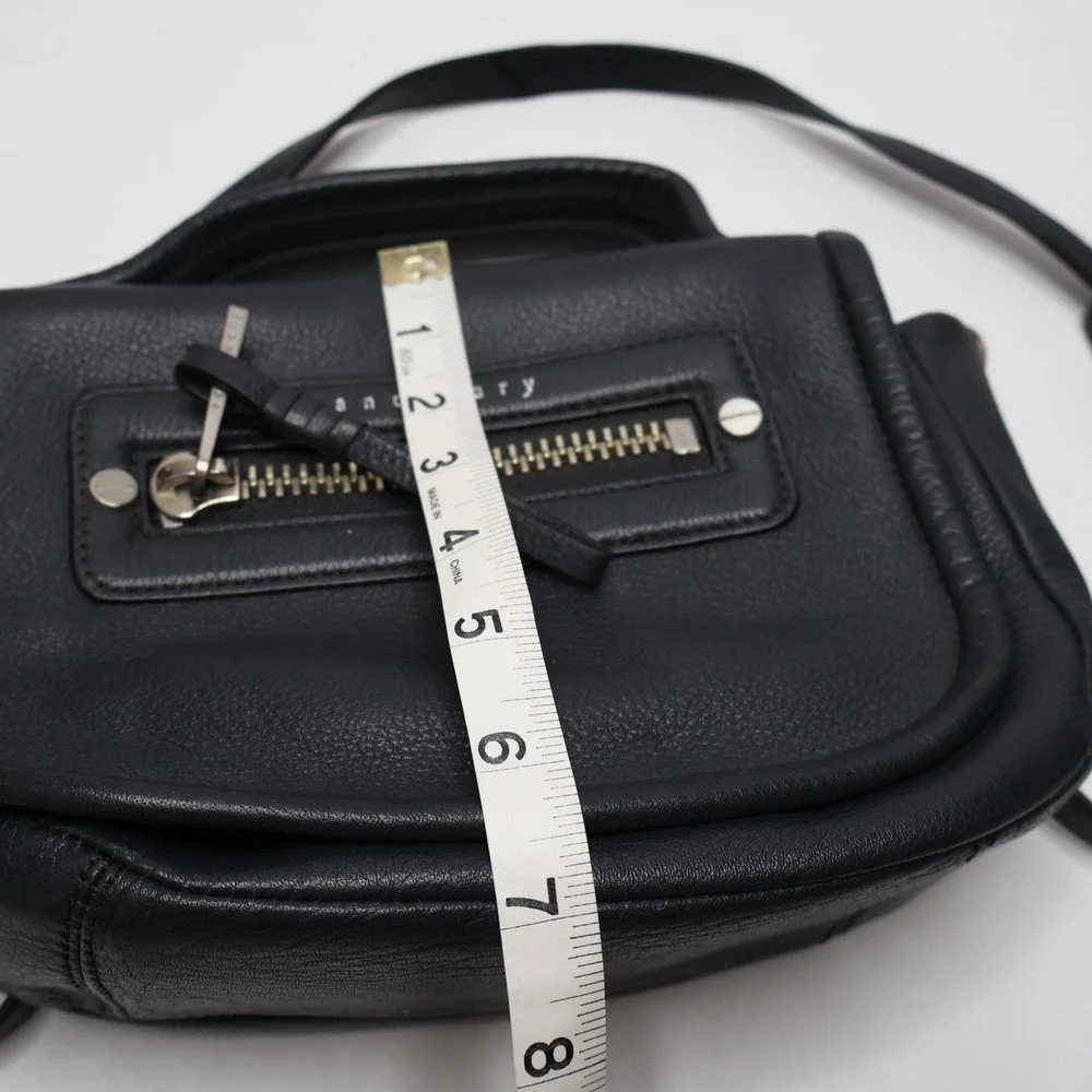 Sanctuary‎ Hero Signature Flap Shoulder Bag Black Leather Zip Small Crossbody
